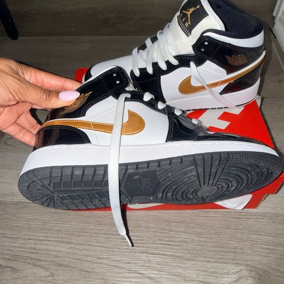 Nike High-Top Sneakers in Black, White, and Gold - Picture 6 of 7